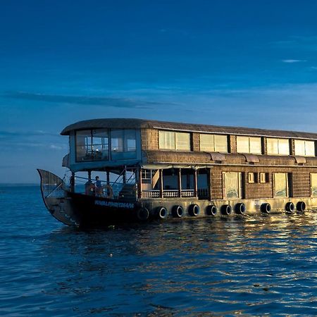 Hotel Harmony Houseboats Alappuzha Zewnętrze zdjęcie