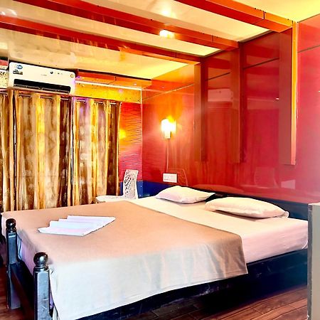 Hotel Harmony Houseboats Alappuzha Zewnętrze zdjęcie