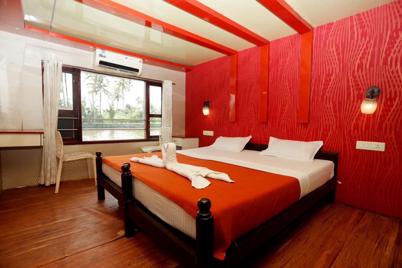 Hotel Harmony Houseboats Alappuzha Zewnętrze zdjęcie